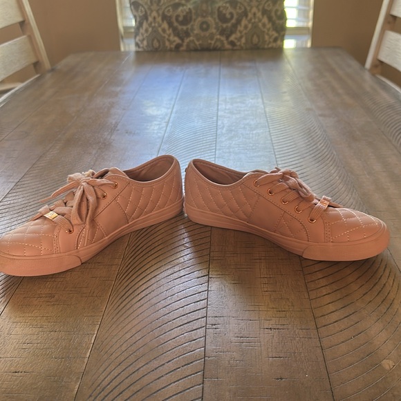 Guess Pink Sneakers - Picture 5 of 6